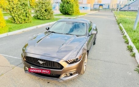 Ford Mustang VI рестайлинг, 2016 год, 2 400 000 рублей, 13 фотография