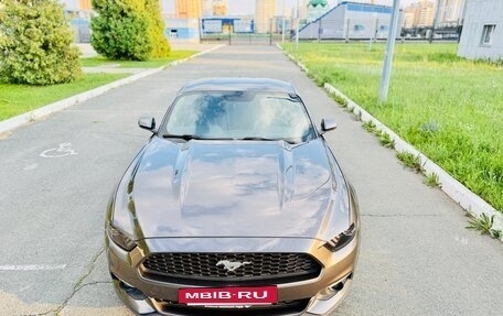 Ford Mustang VI рестайлинг, 2016 год, 2 400 000 рублей, 14 фотография