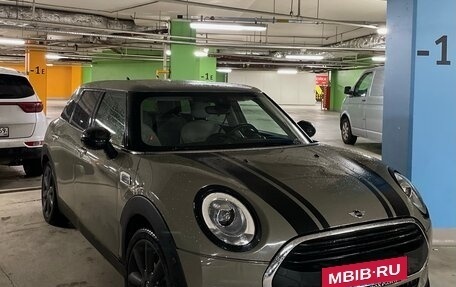 MINI Clubman, 2018 год, 1 850 000 рублей, 5 фотография