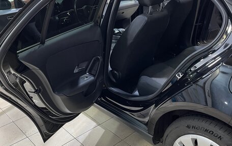 Mercedes-Benz A-Класс, 2020 год, 2 285 822 рублей, 13 фотография