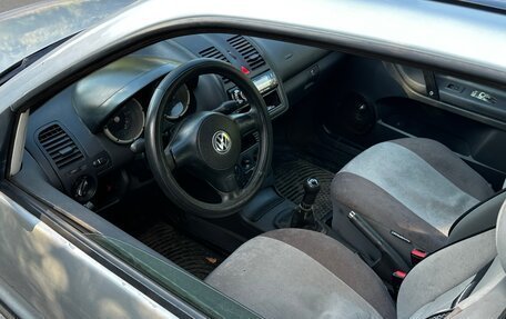 Volkswagen Polo III рестайлинг, 2001 год, 250 000 рублей, 9 фотография
