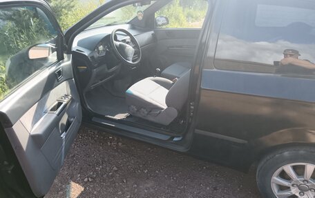 Hyundai Getz I рестайлинг, 2003 год, 195 000 рублей, 2 фотография