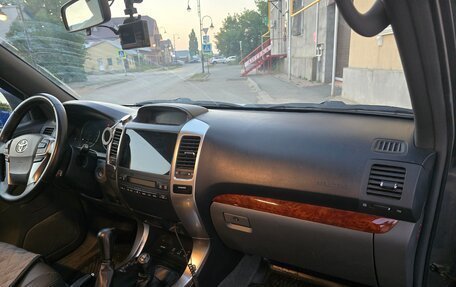 Toyota Land Cruiser Prado 120 рестайлинг, 2007 год, 2 650 000 рублей, 18 фотография