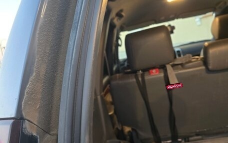 Toyota Land Cruiser Prado 120 рестайлинг, 2007 год, 2 650 000 рублей, 23 фотография