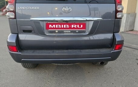 Toyota Land Cruiser Prado 120 рестайлинг, 2007 год, 2 650 000 рублей, 26 фотография