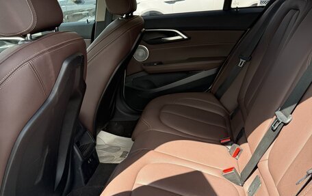 BMW 1 серия, 2022 год, 2 100 000 рублей, 11 фотография