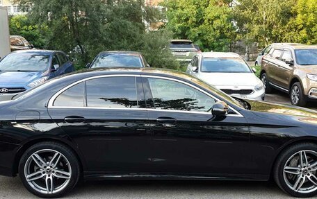 Mercedes-Benz E-Класс, 2019 год, 3 200 000 рублей, 6 фотография