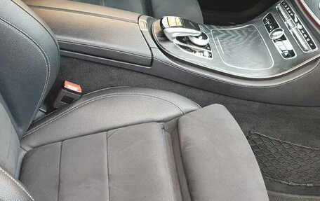 Mercedes-Benz E-Класс, 2019 год, 3 200 000 рублей, 10 фотография