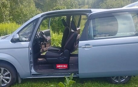 Toyota Spade, 2016 год, 920 000 рублей, 29 фотография