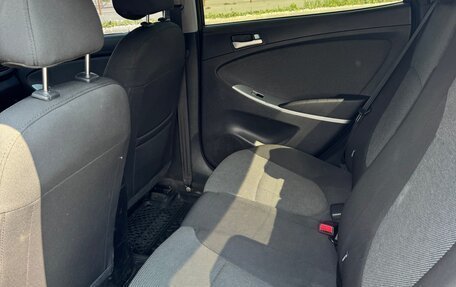 Hyundai Solaris II рестайлинг, 2011 год, 490 000 рублей, 6 фотография