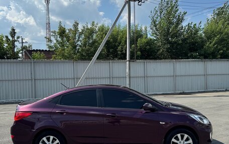 Hyundai Solaris II рестайлинг, 2011 год, 490 000 рублей, 4 фотография