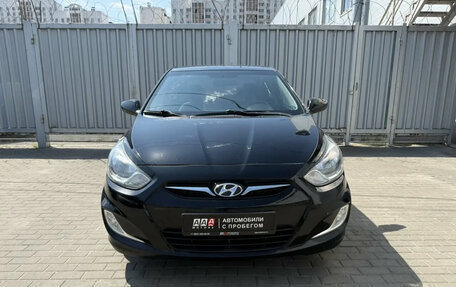 Hyundai Solaris II рестайлинг, 2012 год, 749 000 рублей, 2 фотография