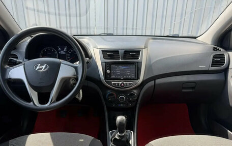 Hyundai Solaris II рестайлинг, 2012 год, 749 000 рублей, 10 фотография