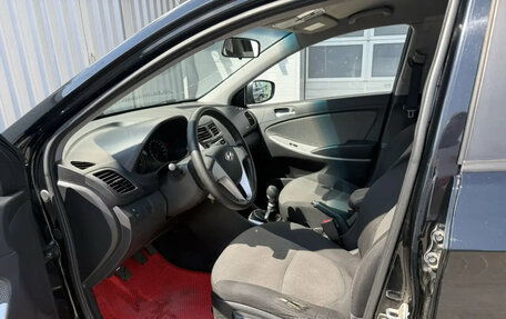 Hyundai Solaris II рестайлинг, 2012 год, 749 000 рублей, 12 фотография