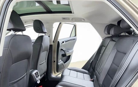 Volkswagen T-Roc I, 2022 год, 1 570 000 рублей, 8 фотография