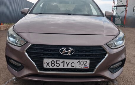 Hyundai Solaris II рестайлинг, 2019 год, 1 300 000 рублей, 1 фотография