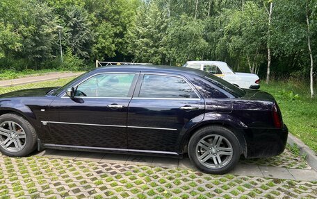 Chrysler 300C II, 2005 год, 890 000 рублей, 9 фотография