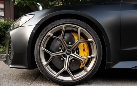 Audi RS 7, 2023 год, 16 000 000 рублей, 39 фотография
