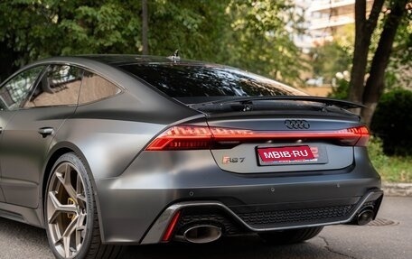 Audi RS 7, 2023 год, 16 000 000 рублей, 38 фотография
