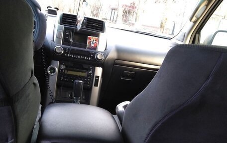 Toyota Land Cruiser Prado 150 рестайлинг 2, 2013 год, 2 800 000 рублей, 9 фотография