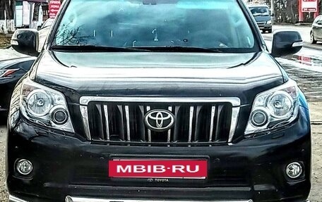 Toyota Land Cruiser Prado 150 рестайлинг 2, 2013 год, 2 800 000 рублей, 6 фотография