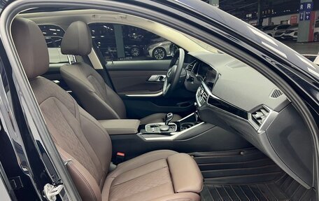 BMW 3 серия, 2022 год, 3 080 000 рублей, 16 фотография