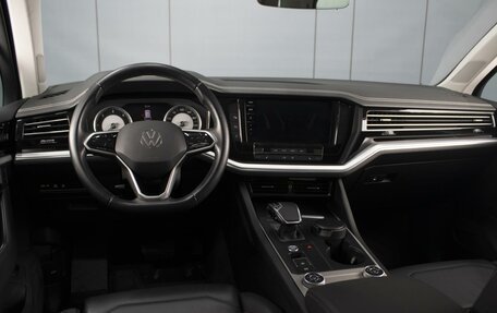Volkswagen Touareg III, 2021 год, 6 550 000 рублей, 5 фотография