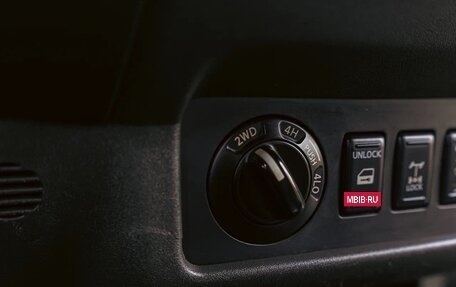 Nissan Navara (Frontier), 2008 год, 1 690 000 рублей, 39 фотография