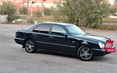 Mercedes-Benz E-Класс, 1998 год, 350 000 рублей, 3 фотография