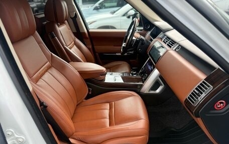 Land Rover Range Rover IV рестайлинг, 2014 год, 3 649 000 рублей, 10 фотография
