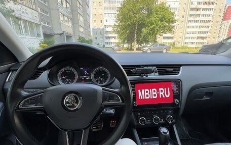 Skoda Octavia, 2017 год, 1 450 000 рублей, 10 фотография