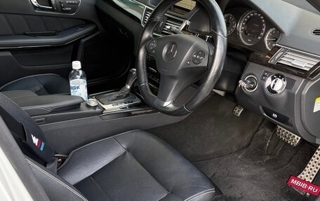 Mercedes-Benz E-Класс, 2010 год, 1 850 000 рублей, 13 фотография