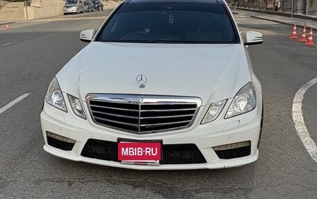 Mercedes-Benz E-Класс, 2010 год, 1 850 000 рублей, 10 фотография