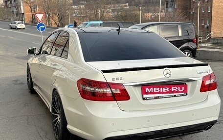 Mercedes-Benz E-Класс, 2010 год, 1 850 000 рублей, 32 фотография