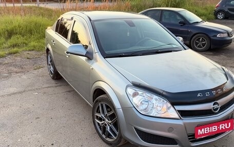Opel Astra H, 2011 год, 670 000 рублей, 2 фотография