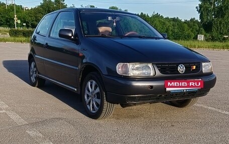 Volkswagen Polo III рестайлинг, 1998 год, 220 000 рублей, 2 фотография
