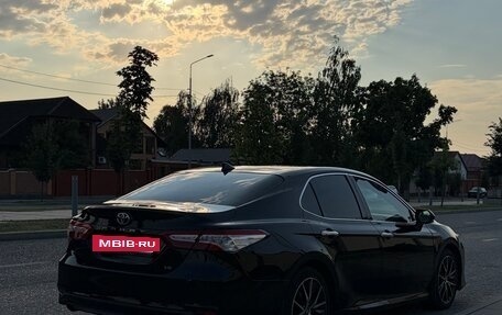 Toyota Camry, 2019 год, 2 600 000 рублей, 6 фотография