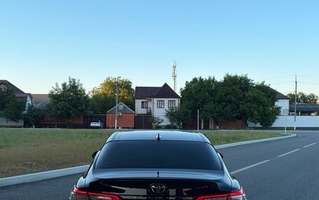 Toyota Camry, 2019 год, 2 600 000 рублей, 10 фотография