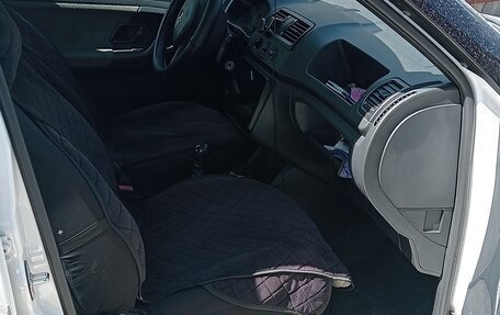 Skoda Fabia II, 2013 год, 600 000 рублей, 2 фотография