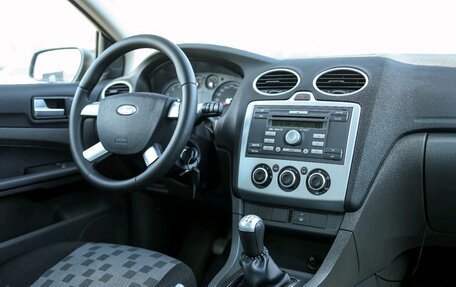 Ford Focus II рестайлинг, 2006 год, 399 000 рублей, 13 фотография