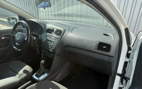 Volkswagen Polo VI (EU Market), 2017 год, 849 000 рублей, 16 фотография