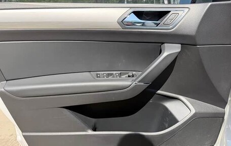 Volkswagen Touran III, 2022 год, 1 750 111 рублей, 23 фотография