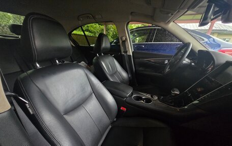 Infiniti Q50 I рестайлинг, 2016 год, 1 700 000 рублей, 24 фотография