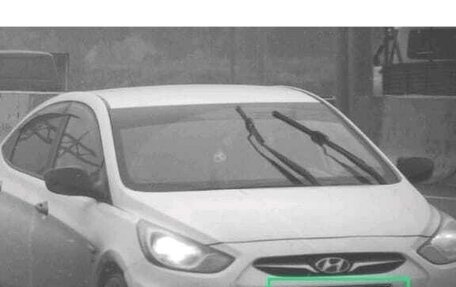 Hyundai Solaris II рестайлинг, 2013 год, 750 000 рублей, 1 фотография