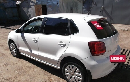 Volkswagen Polo VI (EU Market), 2010 год, 400 000 рублей, 1 фотография