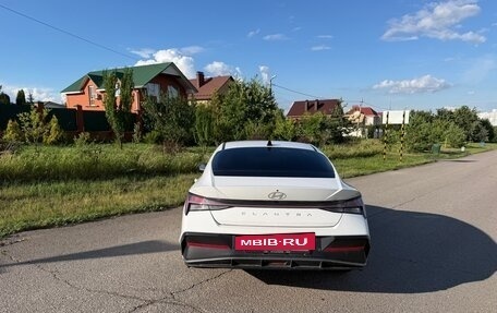 Hyundai Elantra, 2024 год, 2 150 000 рублей, 4 фотография