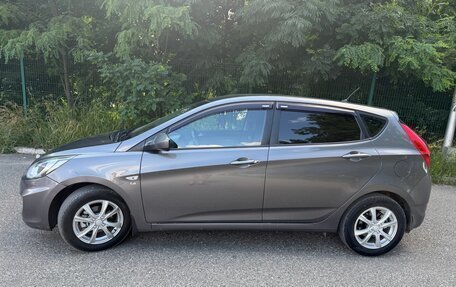 Hyundai Solaris II рестайлинг, 2013 год, 940 000 рублей, 17 фотография