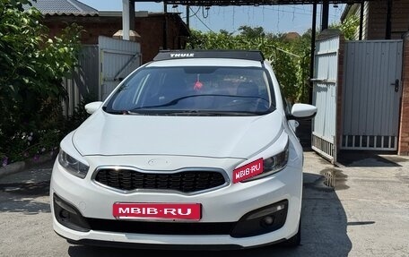 KIA cee'd III, 2016 год, 1 400 000 рублей, 2 фотография