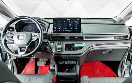 Honda Elysion, 2024 год, 3 875 000 рублей, 10 фотография