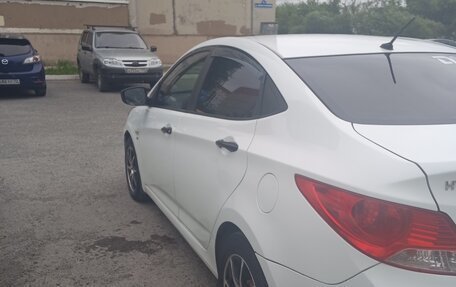 Hyundai Solaris II рестайлинг, 2013 год, 750 000 рублей, 5 фотография
